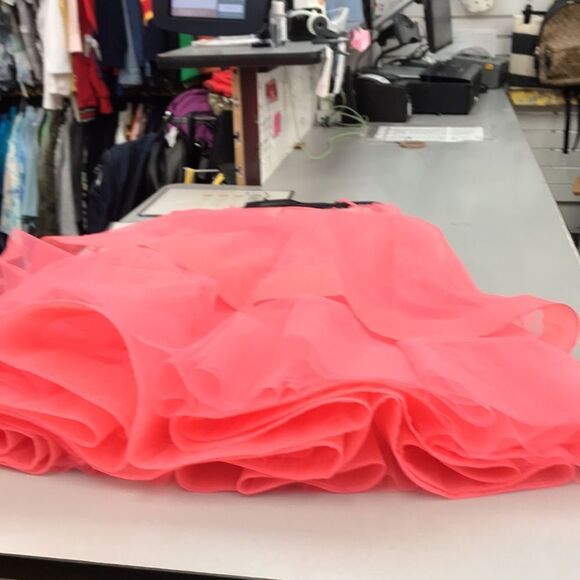 BCBG DRESS SZ.6 - Picture 11 of 14